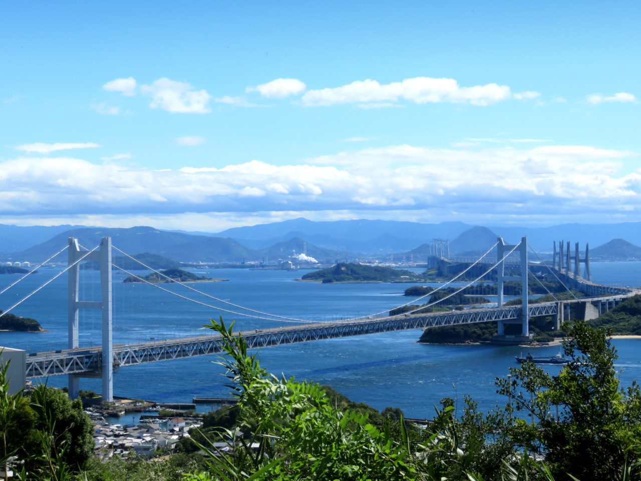 香川県の瀬戸大橋の風景写真
