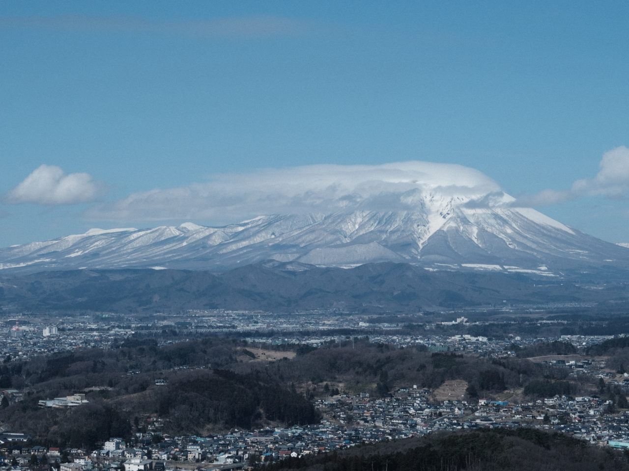 岩手県の岩手山の風景写真