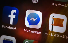 Messenger(メッセンジャー)の吹き出しの色を変える&変更して戻す方法【Facebook】